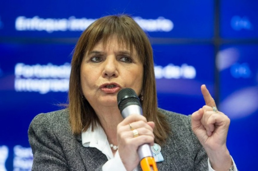 Bullrich le exigi al 