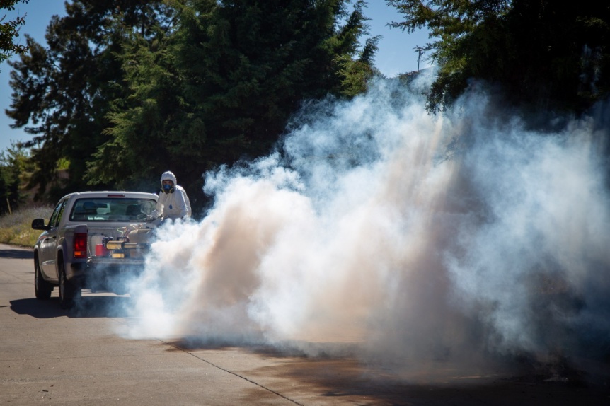 El municipio de Quilmes realiz un operativo de prevencin del dengue en el oeste del distrito