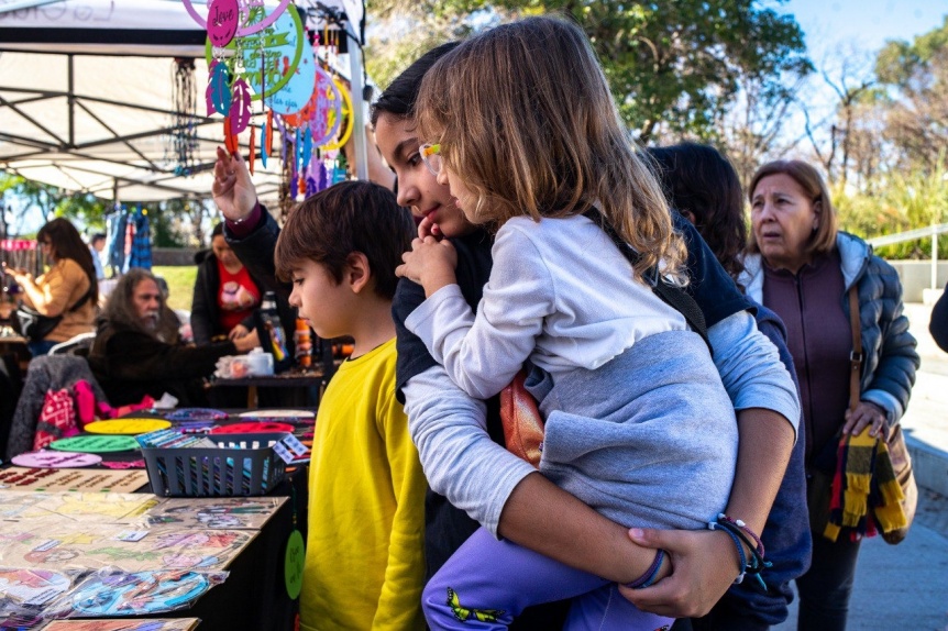 La municipalidad de Lans anunci nuevas jornadas de la feria Hecho en Lans