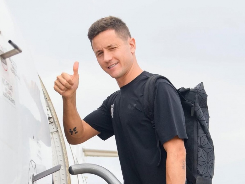 Ander Herrera arrib esta maana a Buenos Aires para sumarse al Xeneize