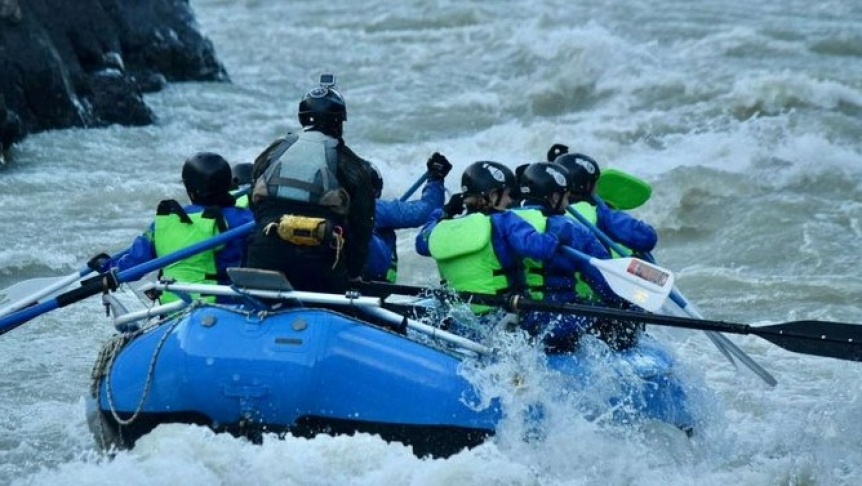 Tres personas indias murieron durante una excursin de rafting en el Chaltn