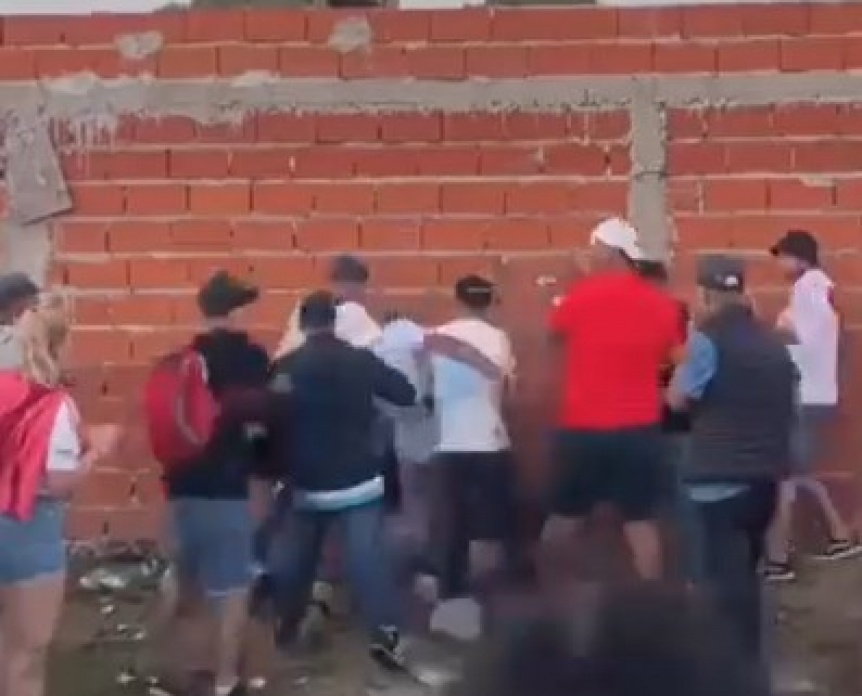 VIDEO | Denuncian una violenta agresin en una fiesta clandestina en Berazategui