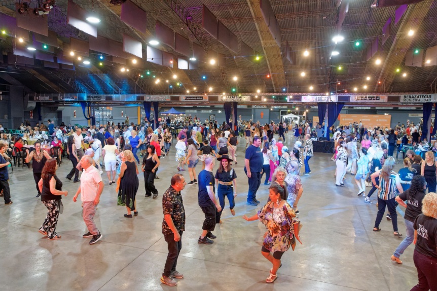 Patio de Tango y Folclore durante todos lo viernes de enero y febrero en Berazategui