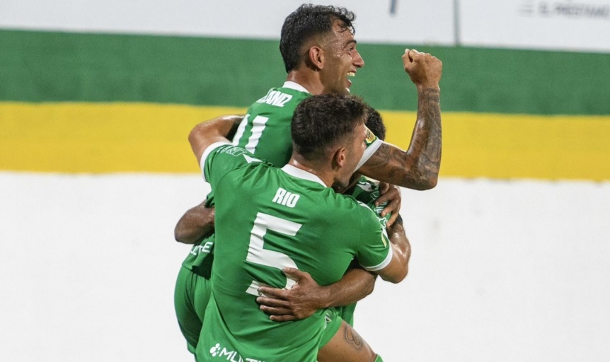 Defensa cay ante Banfield en Varela y empez con el pie izquierdo