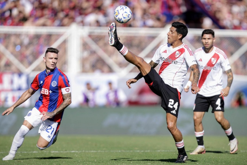 San Lorenzo y River no se sacaron ventajas en un entretenido partido