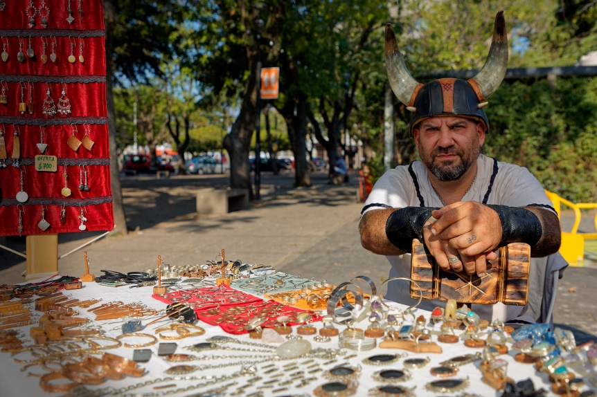 El domingo llega a Berazategui la B-Play Medieval de Berazategui en plaza San Martn