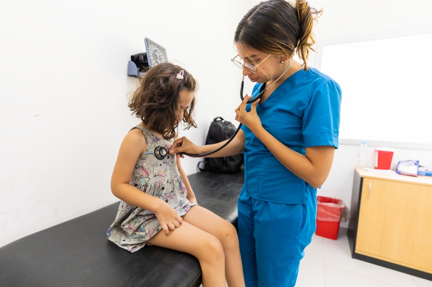 Jornadas de Salud para las Infancias en Remedios de Escalada, Lans Oeste y Este