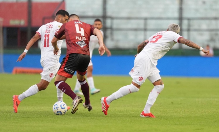 En un partidazo, Barracas se lo empat en la ltima a Central Crdoba