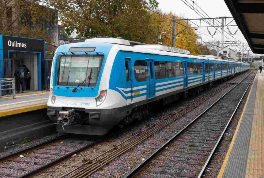 Tren Roca: Ya normaliz su funcionamiento tras resolverse un escape de gas en Tolosa y un choque en Adrogu