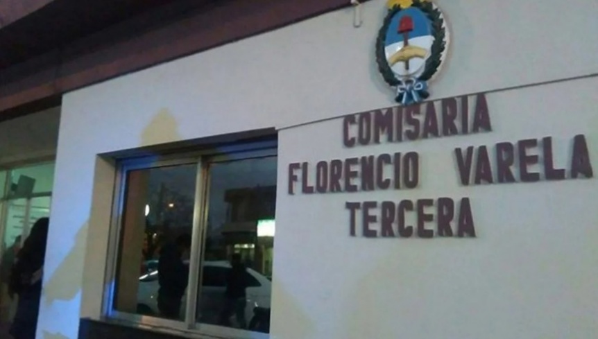 Florencio Varela: Encuentran a un preso tomando mate en la oficina del comisario