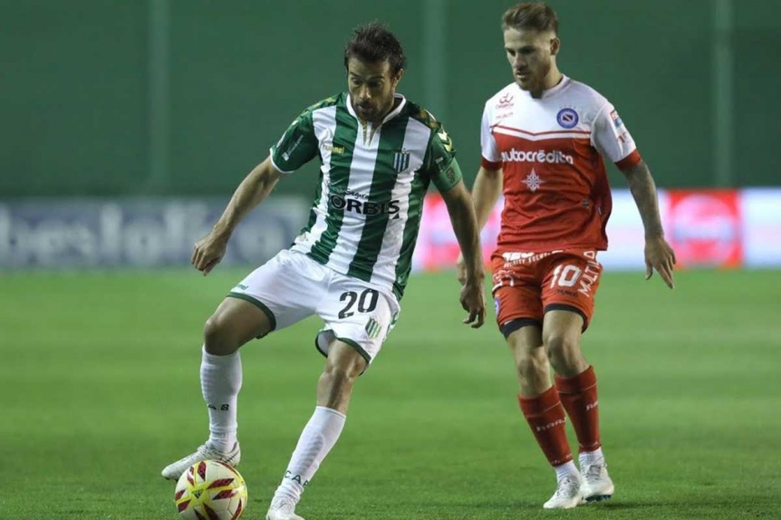 Banfield, obligado a ganar, recibe a Argentinos, uno de los punteros