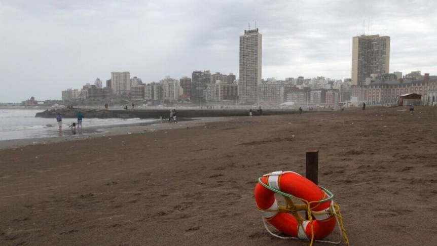 Mar del Plata se prepara para una tormenta severa: Suspendieron las clases y la circulacin de colectivos