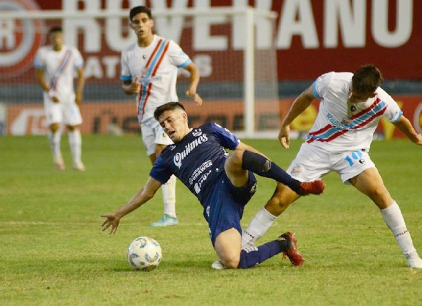 Quilmes visita a Arsenal para seguir con la levantada