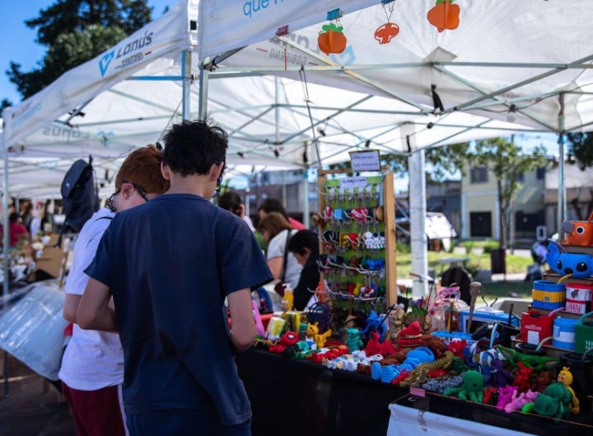 Nueva edicin de la Feria de la Economa Social y Popular Hecho en Lans